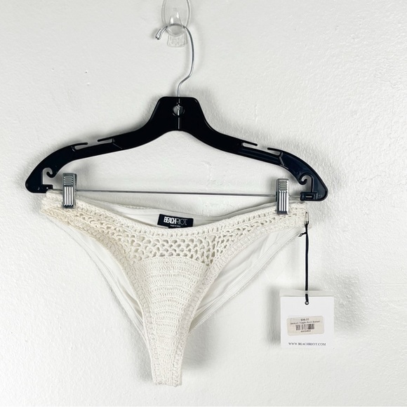 BEACH RIOT Cream Crochet Knit Kaylin Bikini Bottom Size Medium